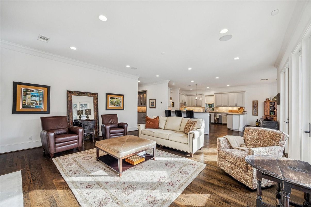 Interior, Kitchen, Living room, Pendant Lights, Recessed Lighting, Wood Texture Flooring