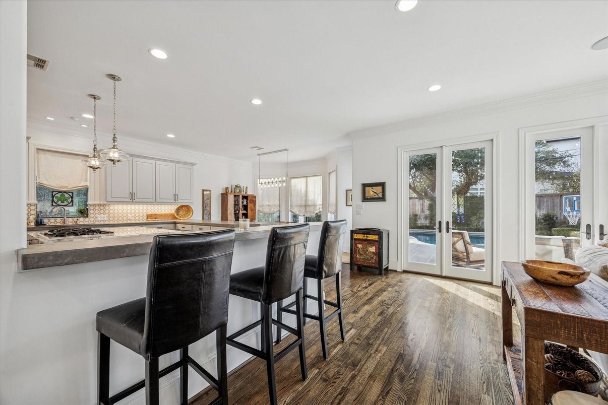 Interior, Kitchen, Pendant Lights, Recessed Lighting, Wood Texture Flooring