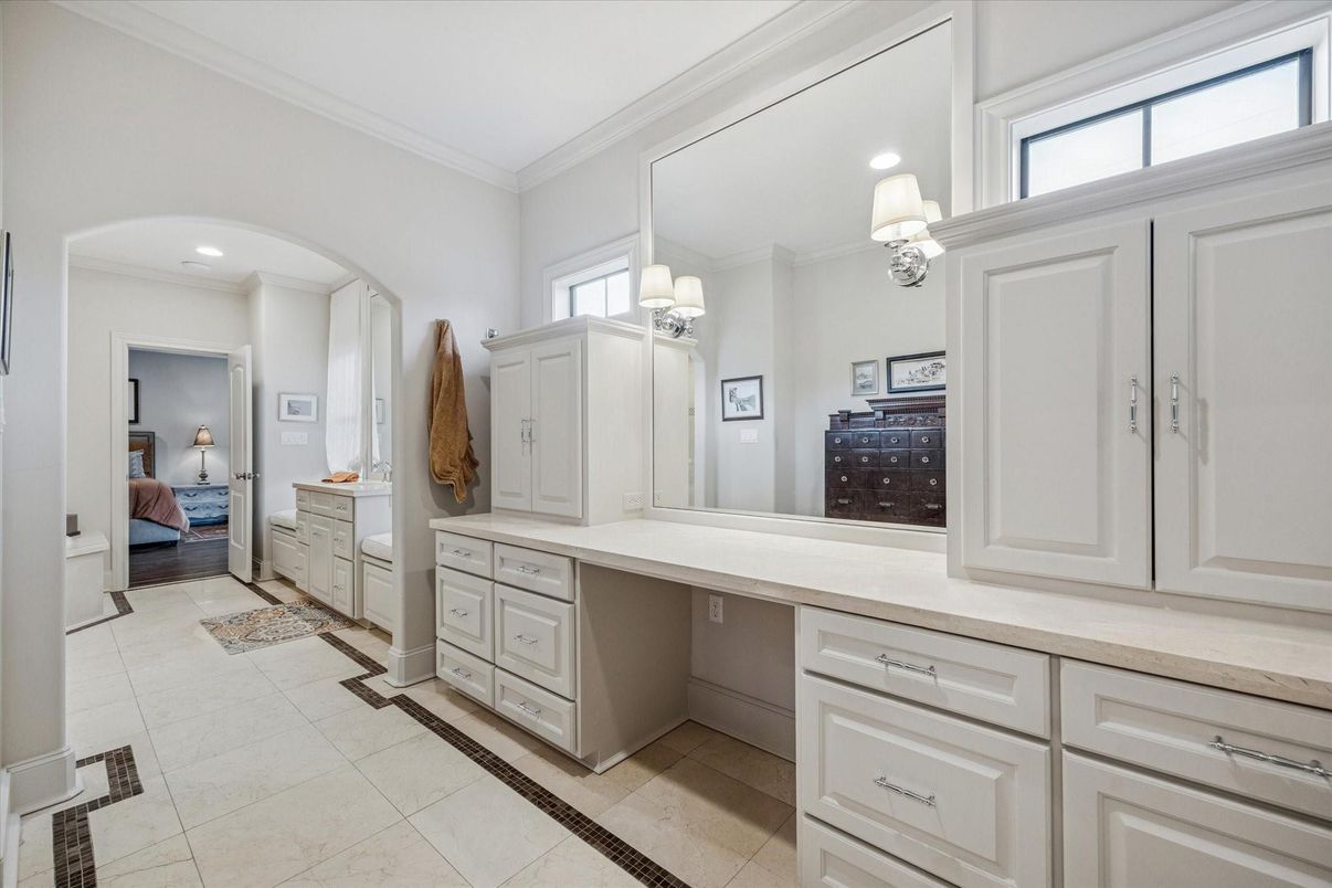 Bathroom, Bedroom, Interior, Recessed Lighting