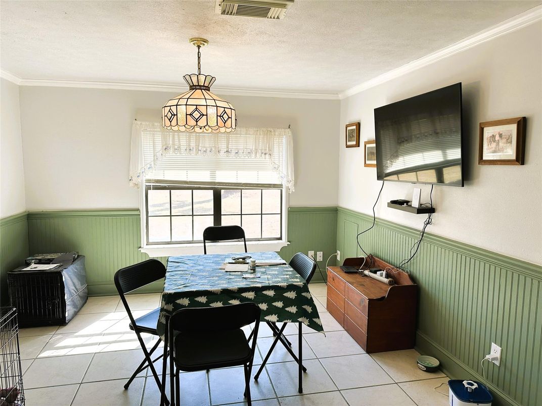 Dining room, Interior, Pendant Lights