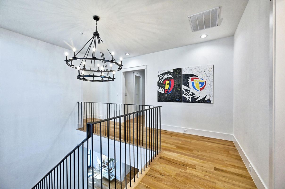 Interior, Pendant Lights, Recessed Lighting, Wood Texture Flooring