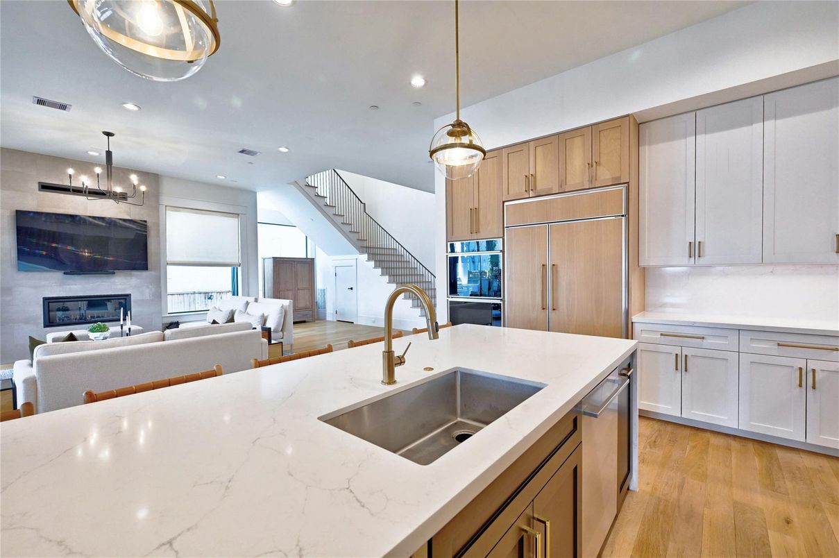 Fireplace, Interior, Kitchen, Living room, Pendant Lights, Recessed Lighting, Wood Texture Flooring