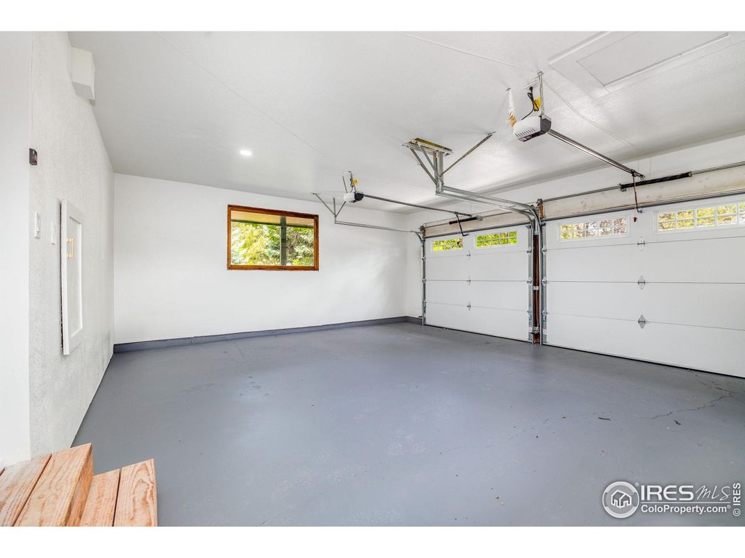 Garage, Interior, Recessed Lighting