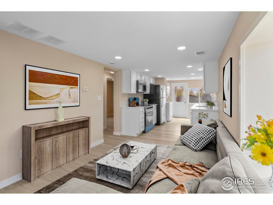 Interior, Kitchen, Living room, Recessed Lighting, Wood Texture Flooring