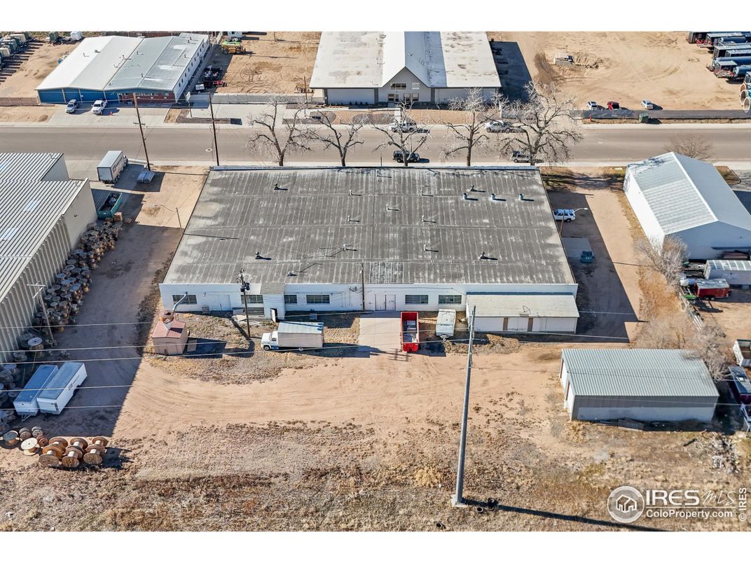 Exterior, Drone
