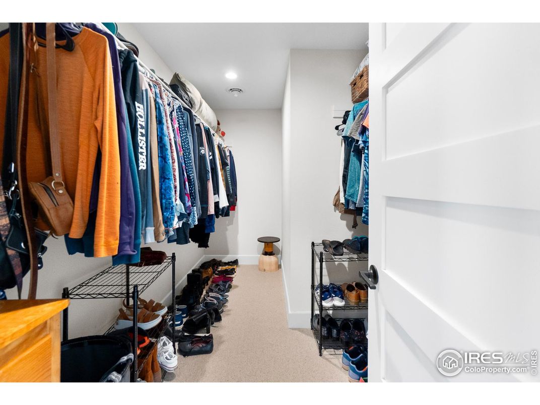 Interior, Recessed Lighting, Walk-in Closets