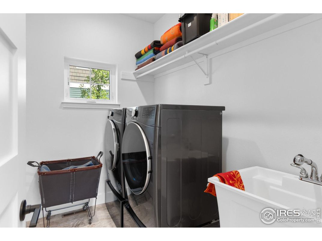Interior, Washer