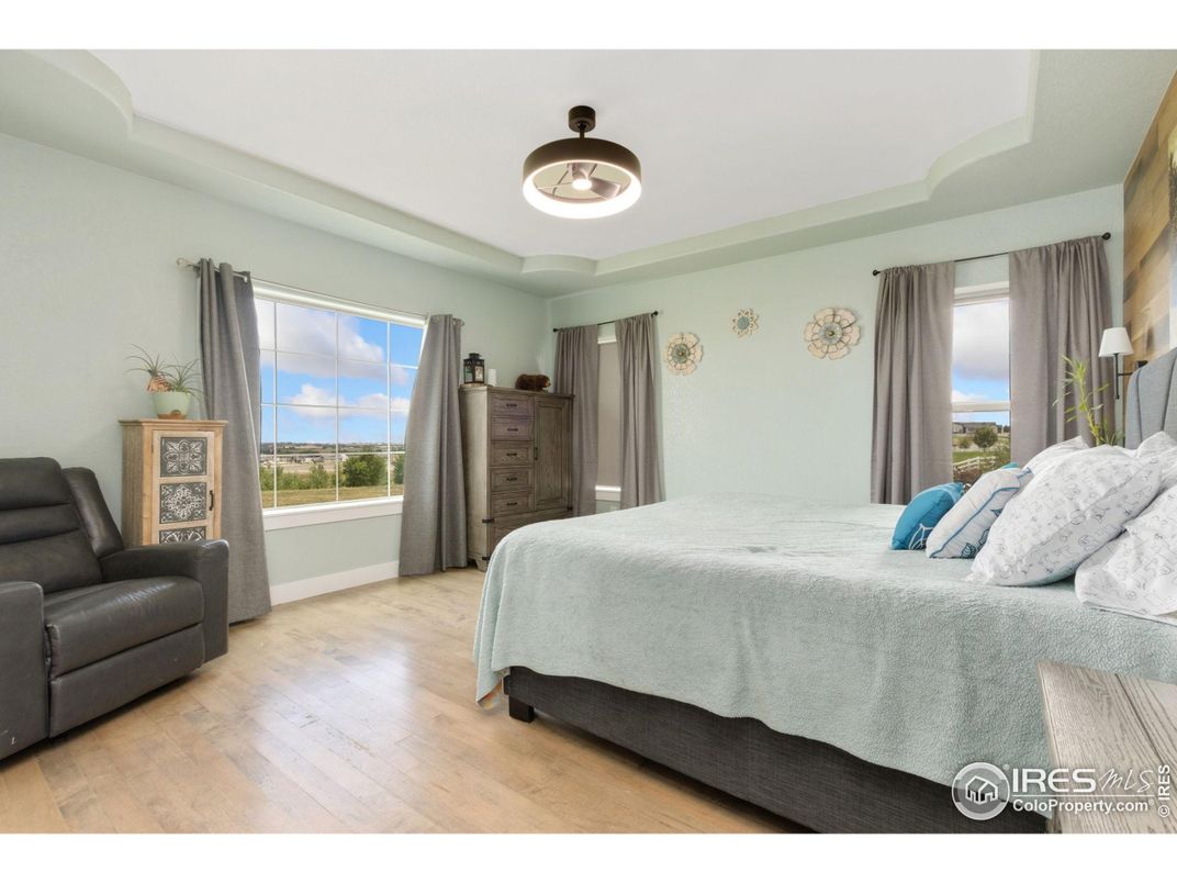 Bedroom, Interior, Water, Wood Texture Flooring