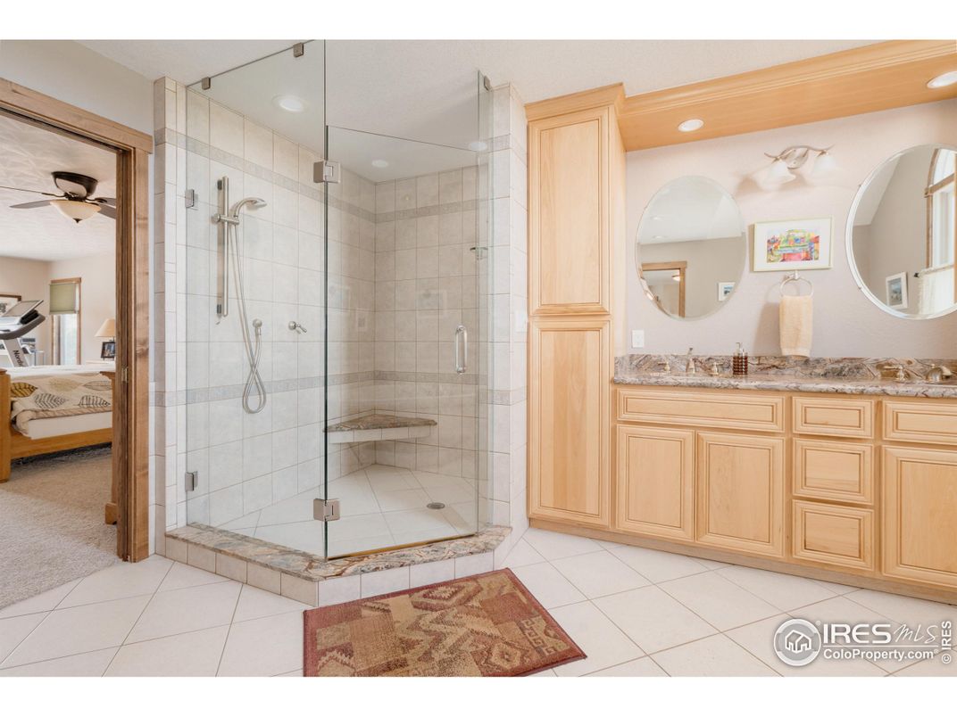 Bathroom, Bedroom, Glass Shower, Interior, Recessed Lighting