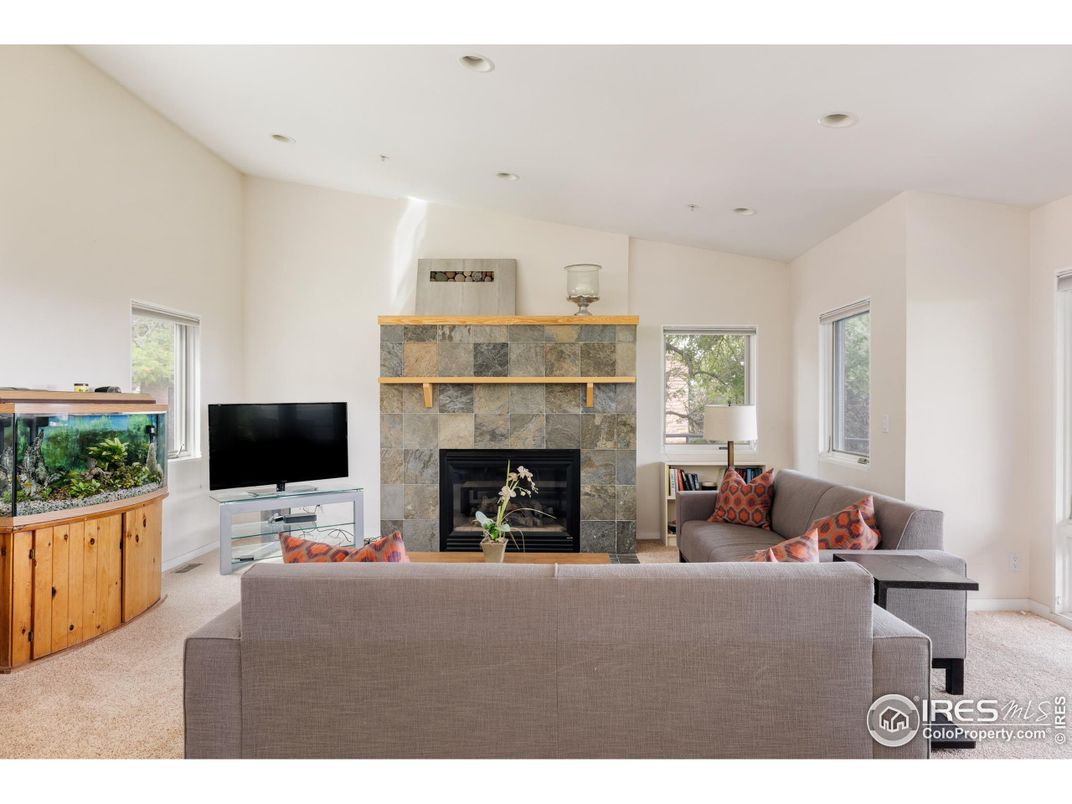 Fireplace, Interior, Living room, Recessed Lighting
