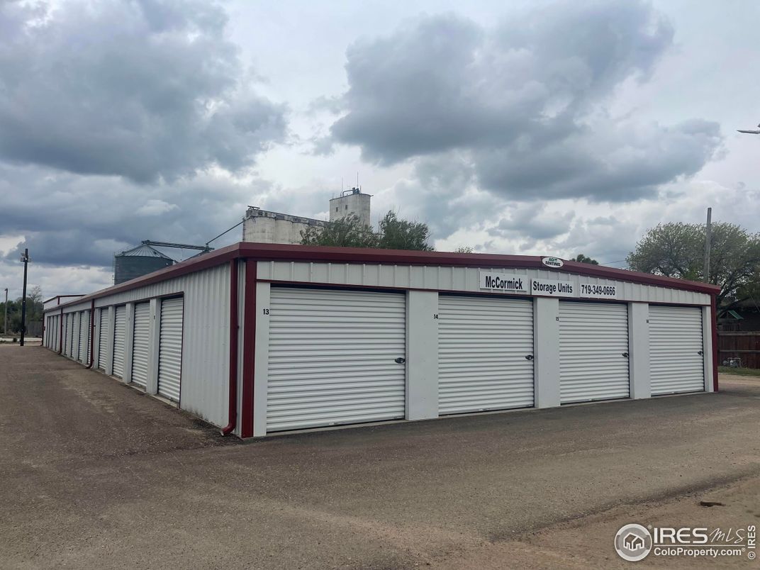 Detached Garage, Exterior