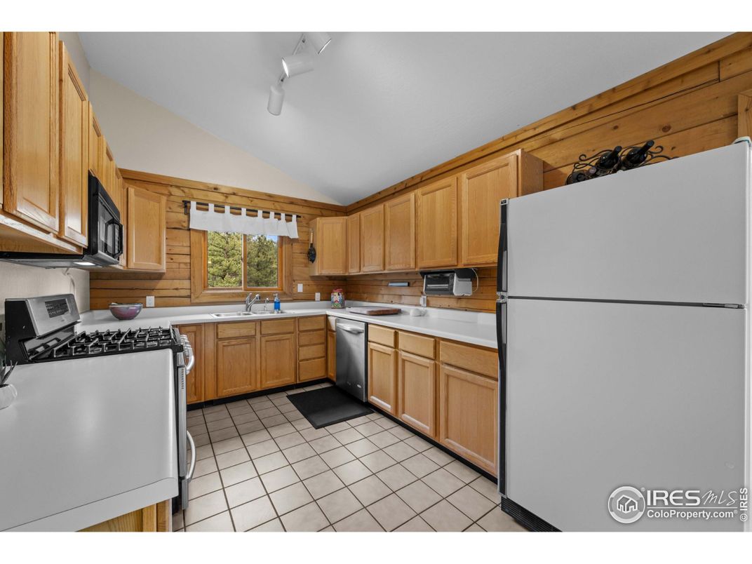 Interior, Kitchen, Wooden Walls