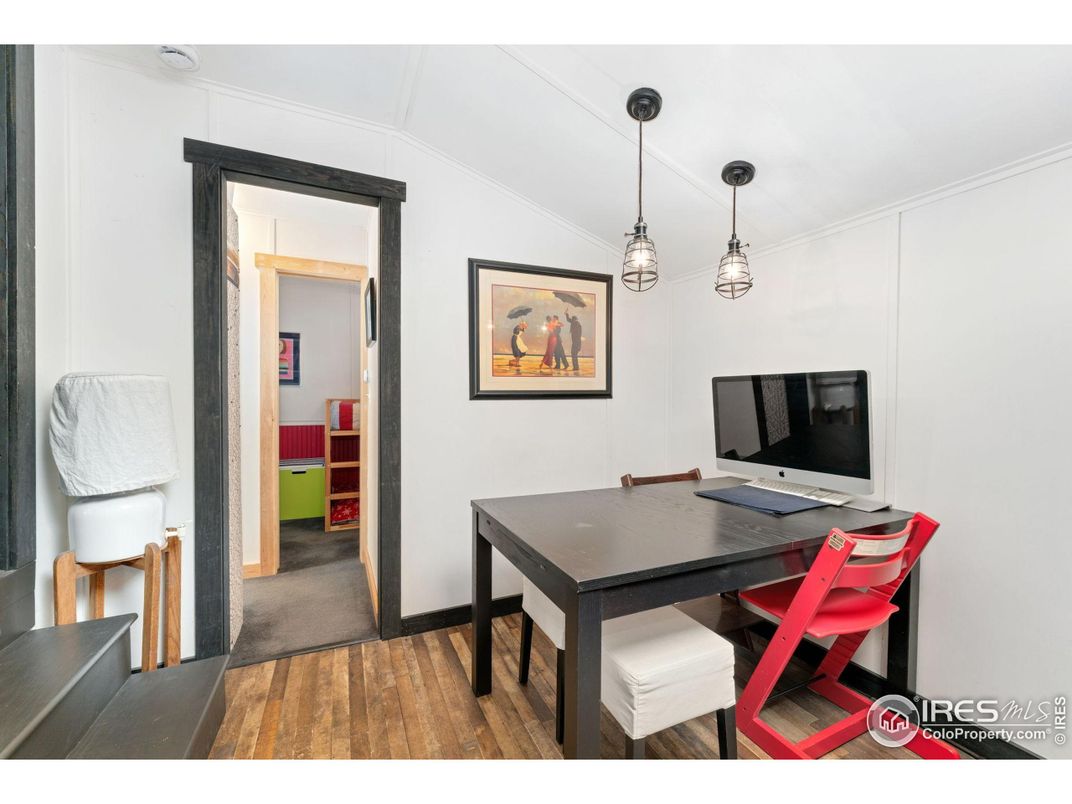 Home Office, Interior, Pendant Lights, Wood Texture Flooring