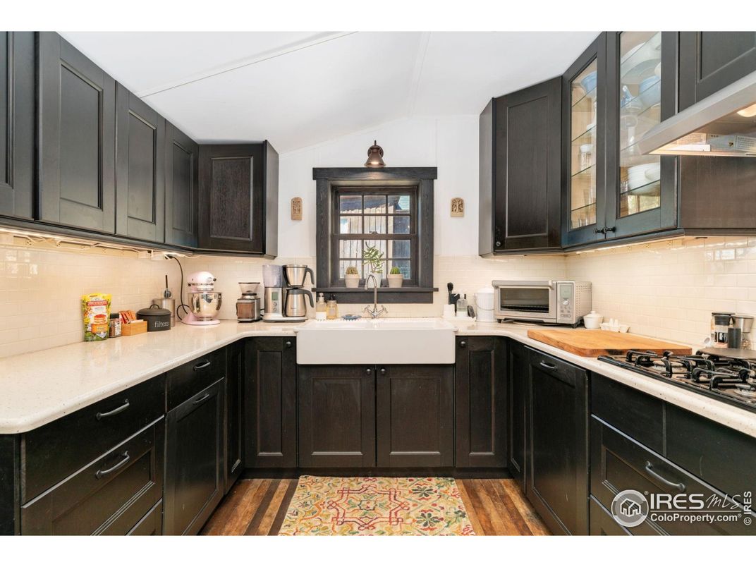 Interior, Kitchen, Pendant Lights, Wood Texture Flooring
