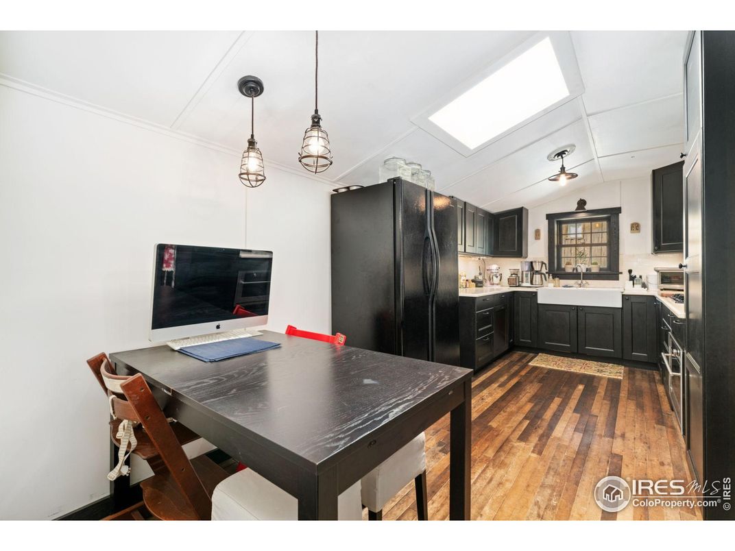 Dining room, Interior, Kitchen, Pendant Lights, Wood Texture Flooring