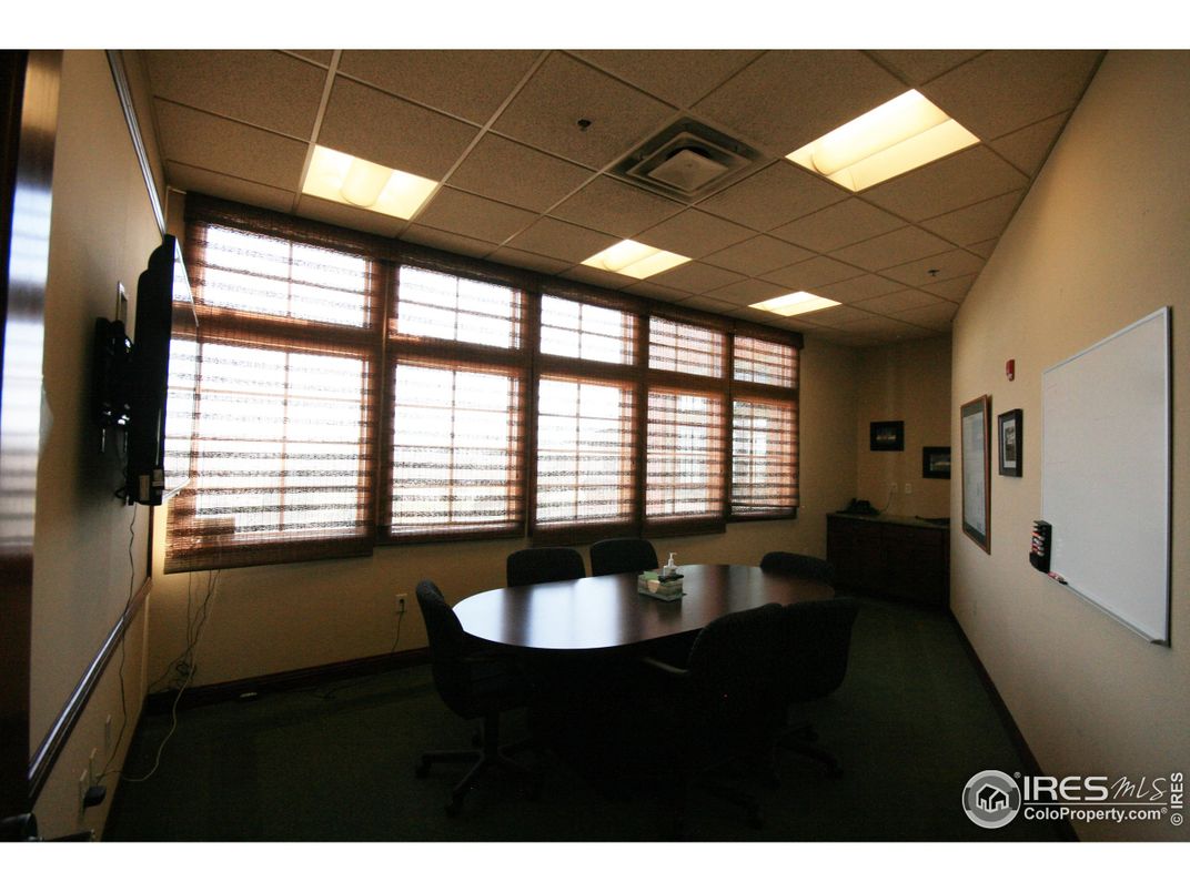 Dining room, Interior, Recessed Lighting