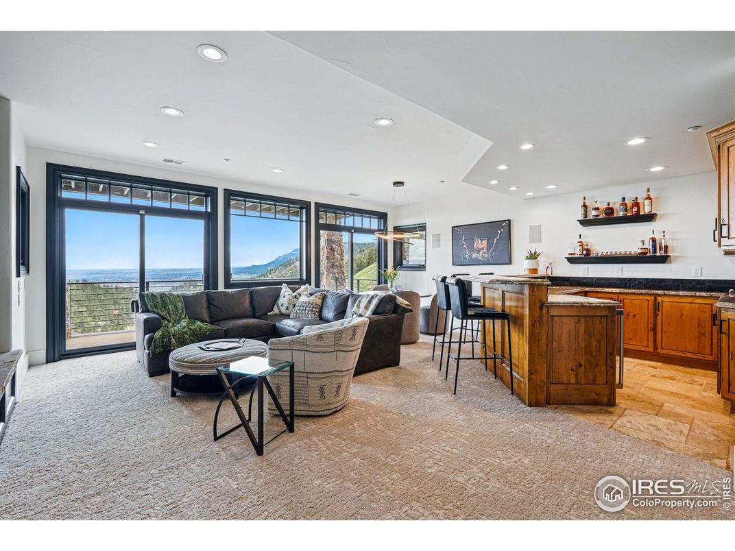 Interior, Living room, Pendant Lights, Recessed Lighting, Water