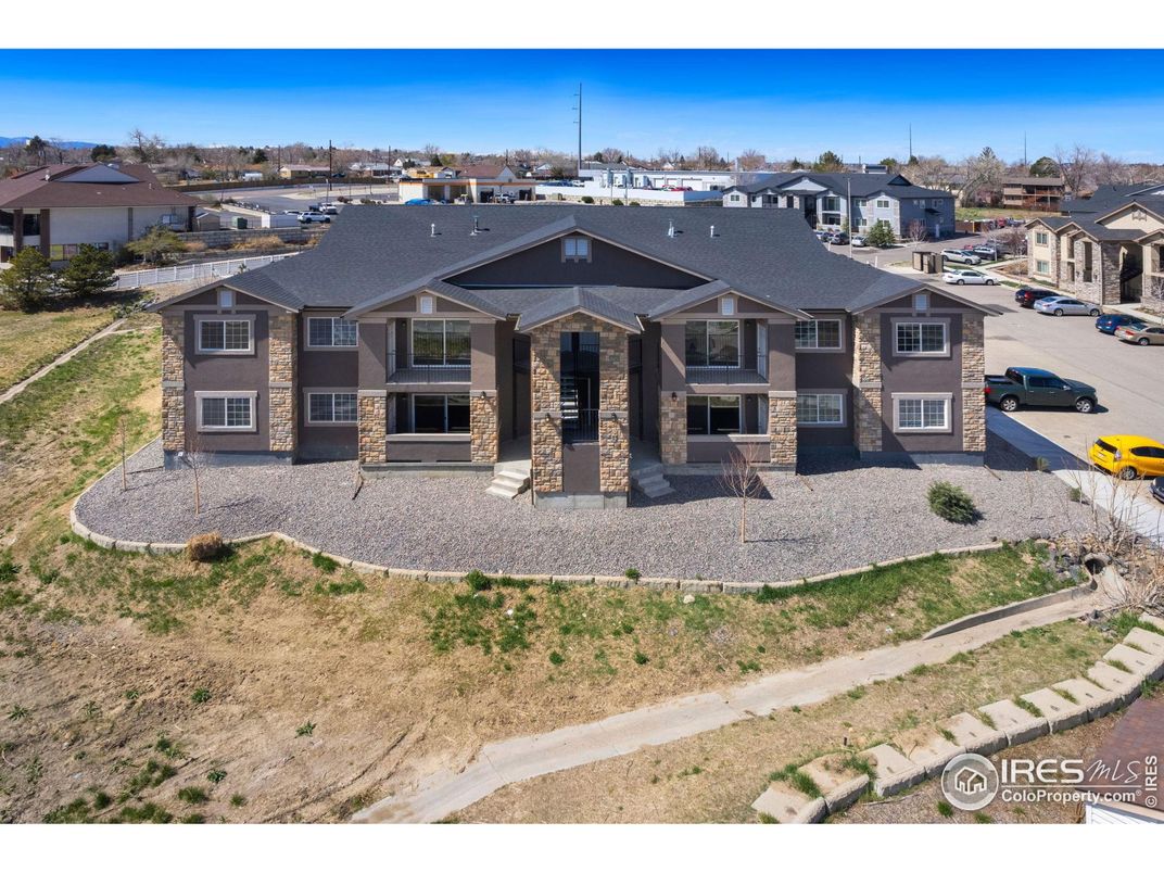 Exterior, Facade, Condo Building