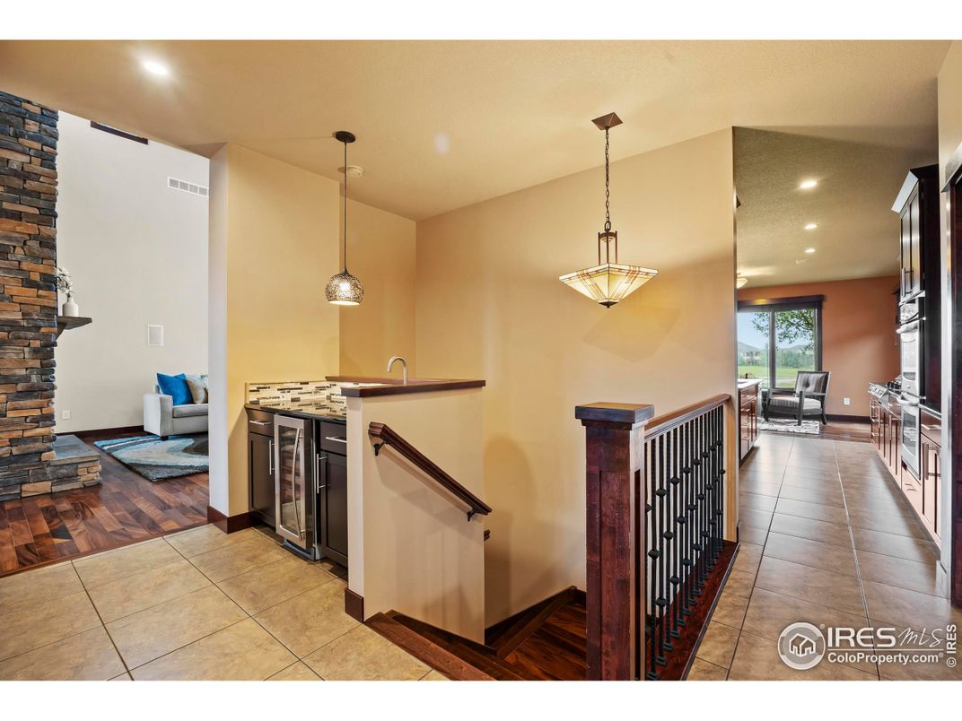 Interior, Pendant Lights, Recessed Lighting, Wood Texture Flooring