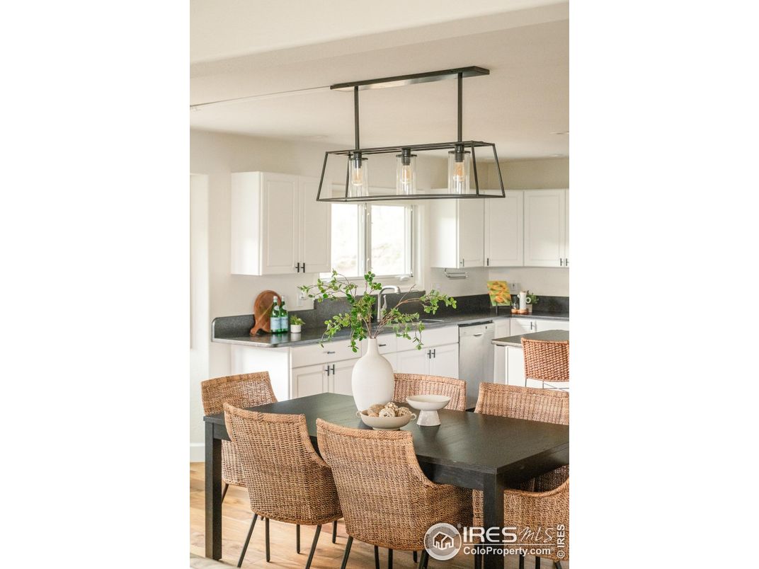 Dining room, Interior, Kitchen, Pendant Lights