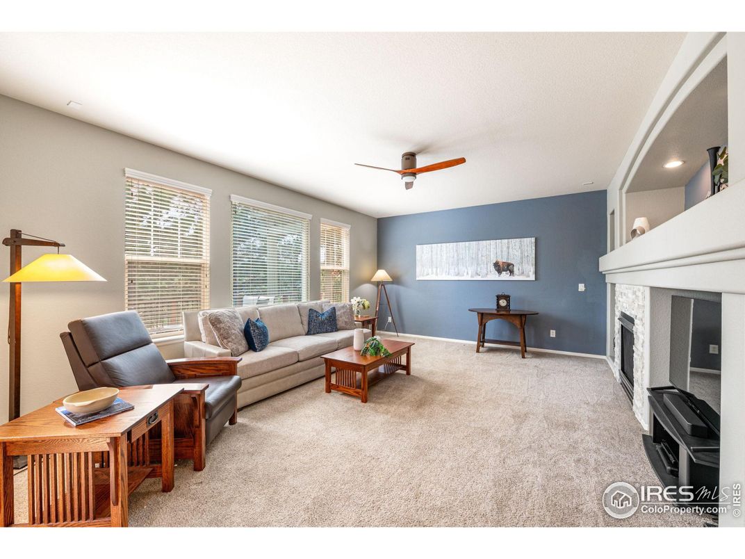 Fireplace, Interior, Living room, Recessed Lighting