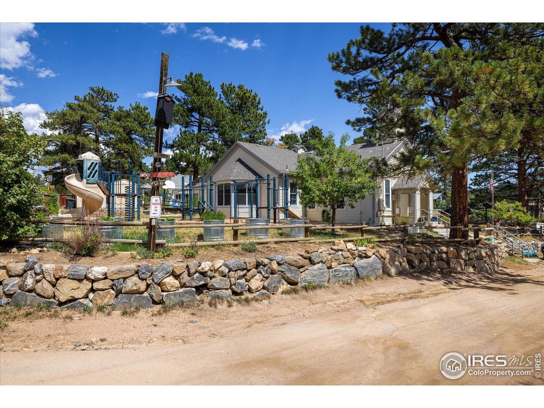 Backyard, Exterior, Playground