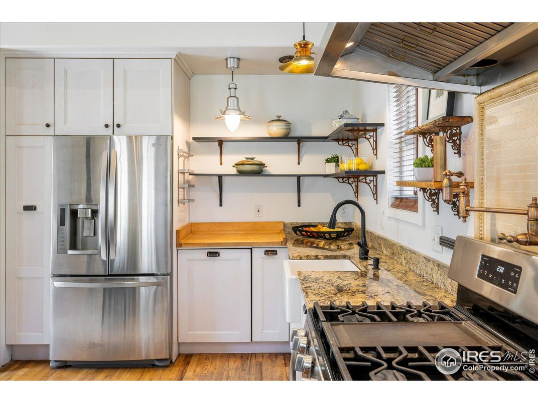 Interior, Kitchen, Pendant Lights, Stainless Steel Appliances, Wood Texture Flooring