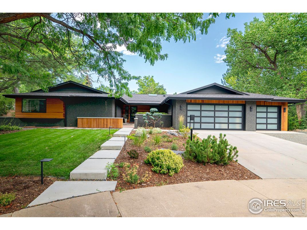 Attached, Backyard, Exterior, Facade, Ranch