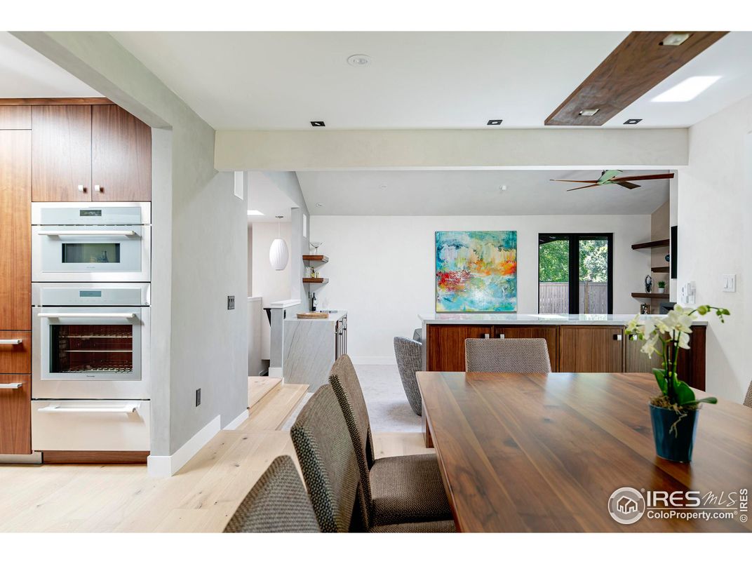 Dining room, Interior, Kitchen, Pendant Lights, Recessed Lighting, Wood Texture Flooring