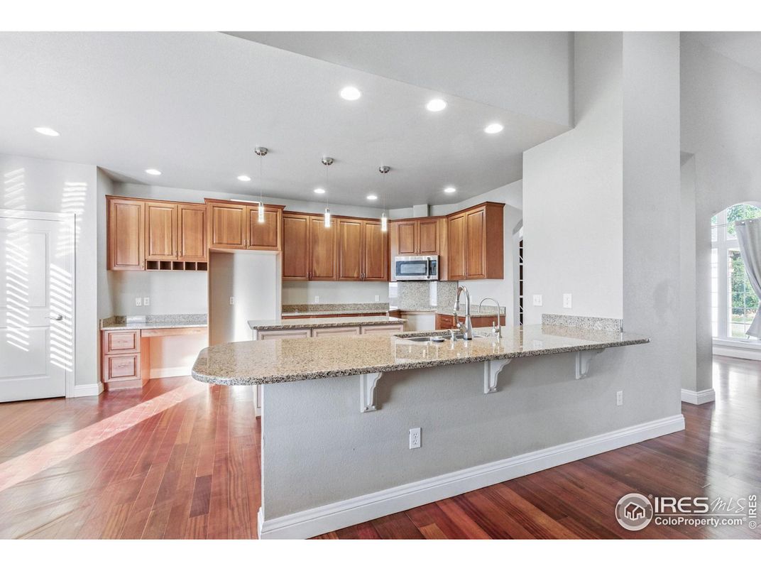 Interior, Kitchen, Pendant Lights, Recessed Lighting, Wood Texture Flooring