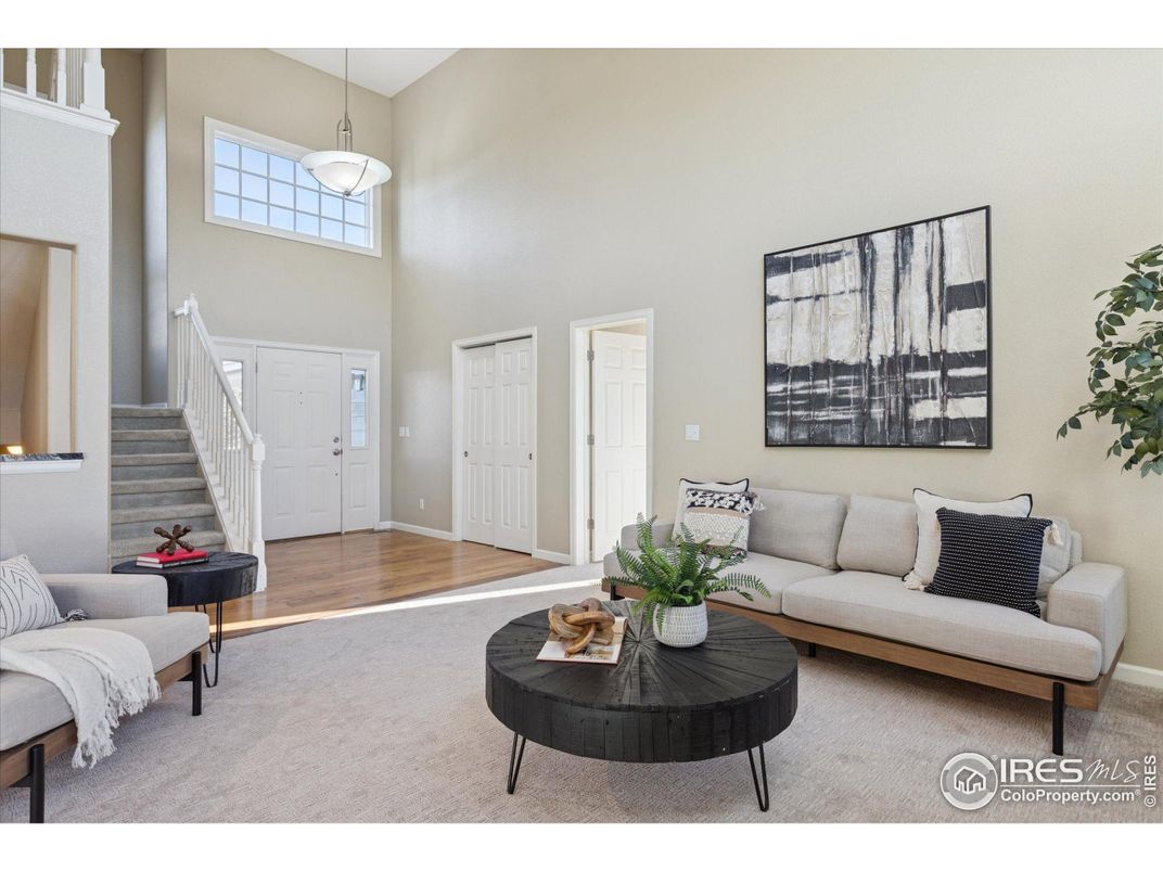 Interior, Living room, Pendant Lights, Wood Texture Flooring