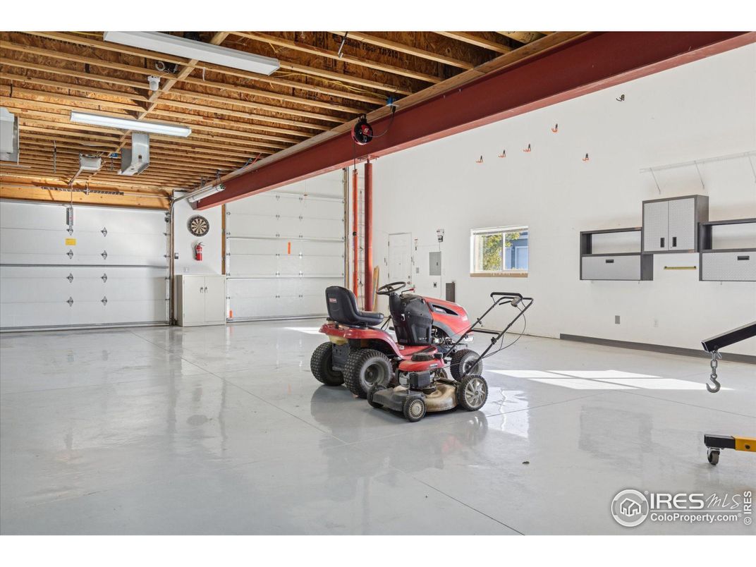Garage, Interior, Wooden Beams, Wooden Ceilings