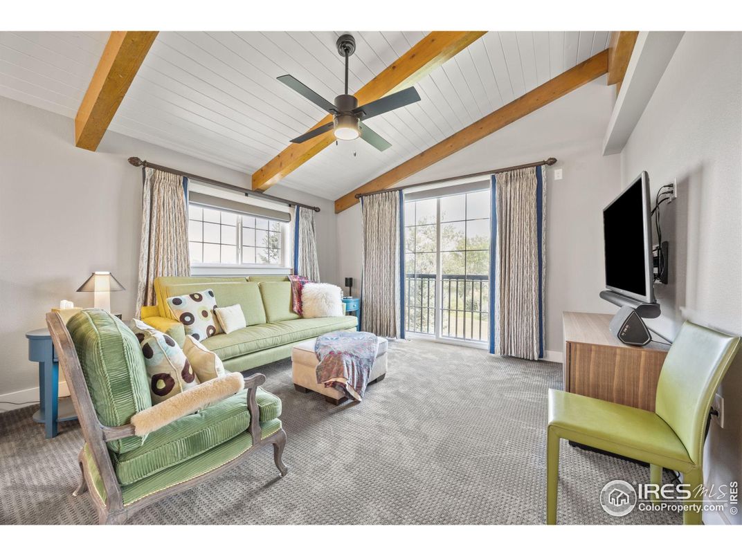 Interior, Living room, Wooden Beams