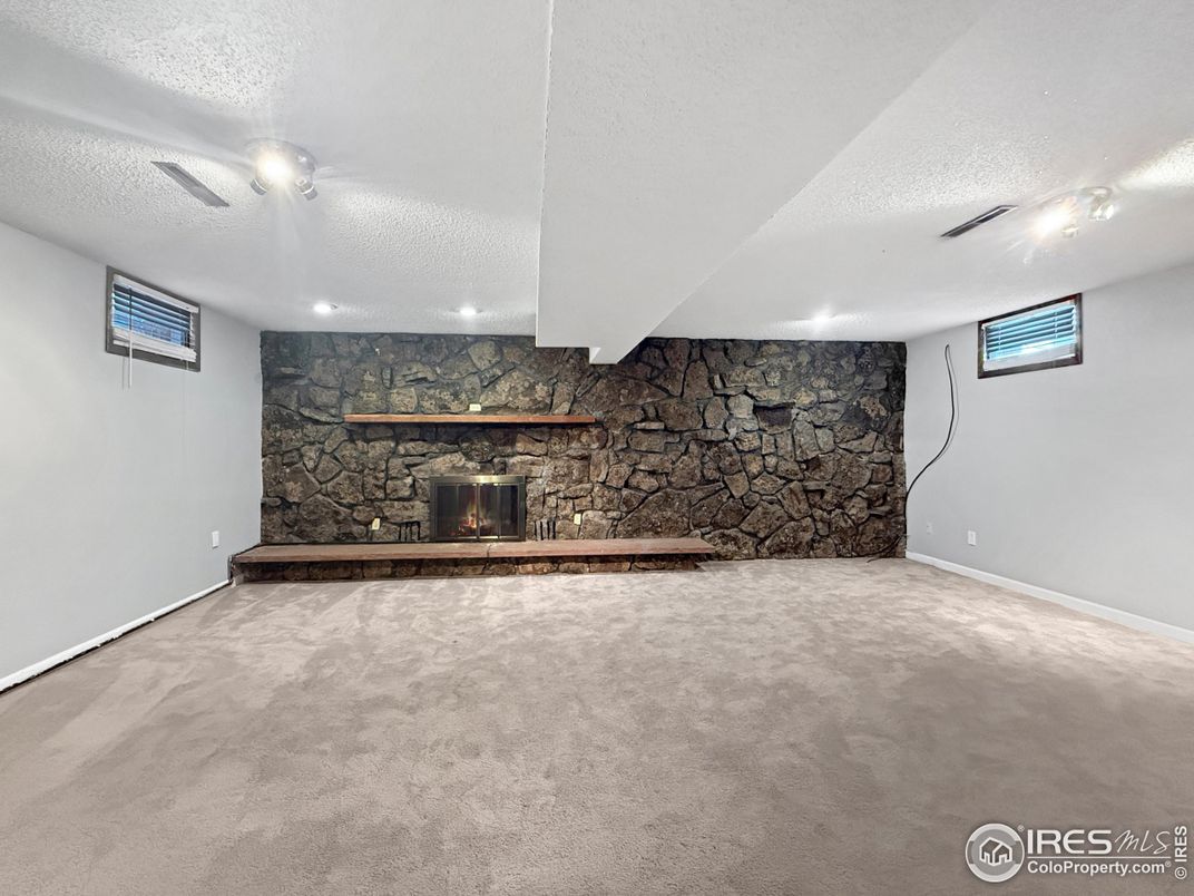 Empty room, Fireplace, Interior, Stone Walls