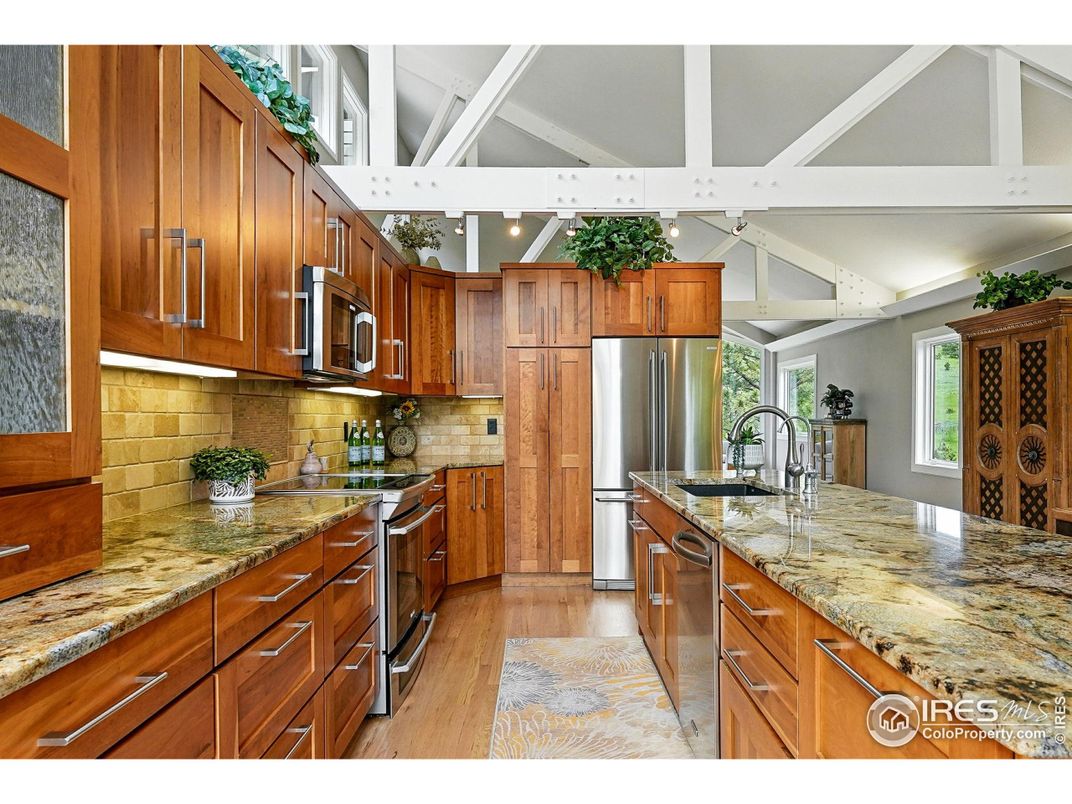 Interior, Kitchen, Stainless Steel Appliances, Wood Texture Flooring