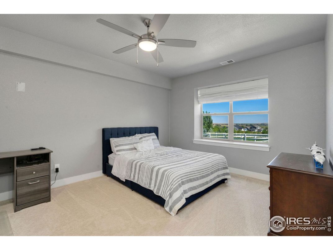 Bedroom, Interior, Water