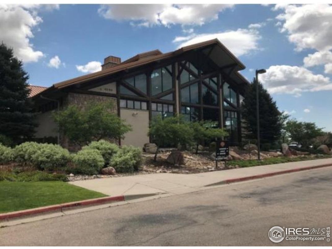 Exterior, Facade, Tudor Revival