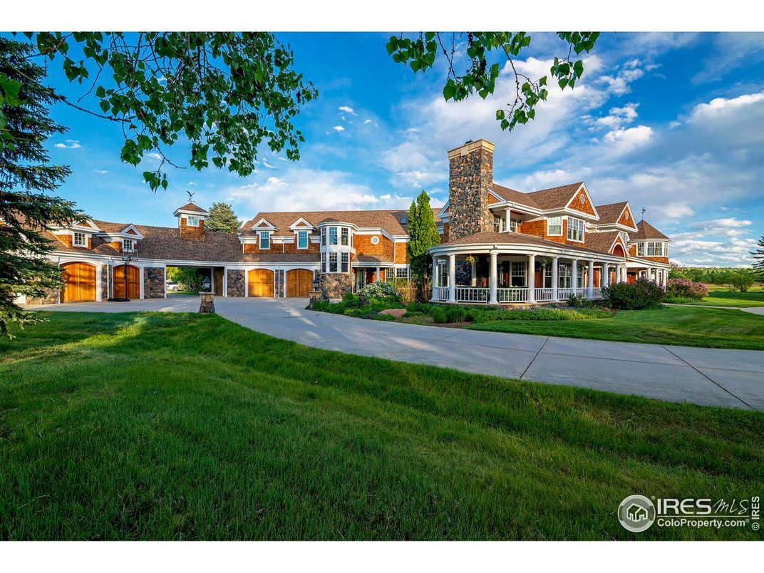 Backyard, Exterior, Facade, French Provincial