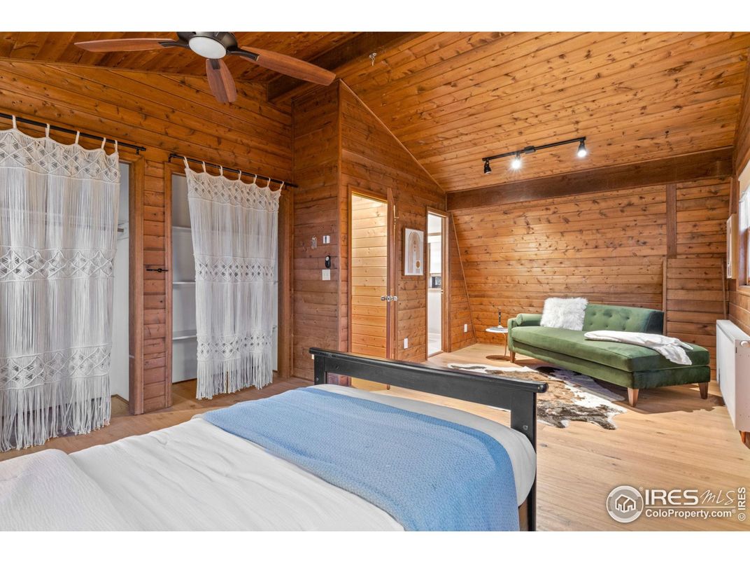 Bedroom, Interior, Wooden Ceilings, Wood Texture Flooring, Wooden Walls