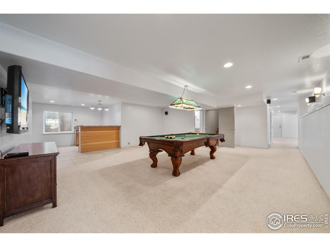 Billiard Table, Game Room, Interior, Recessed Lighting