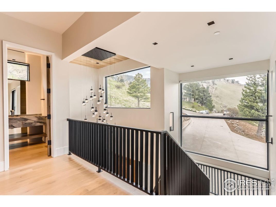 Interior, Pendant Lights, Recessed Lighting, Wood Texture Flooring
