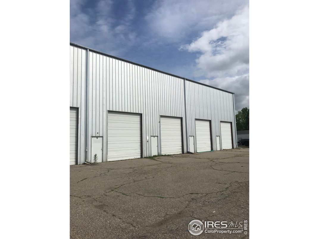 Detached Garage, Exterior