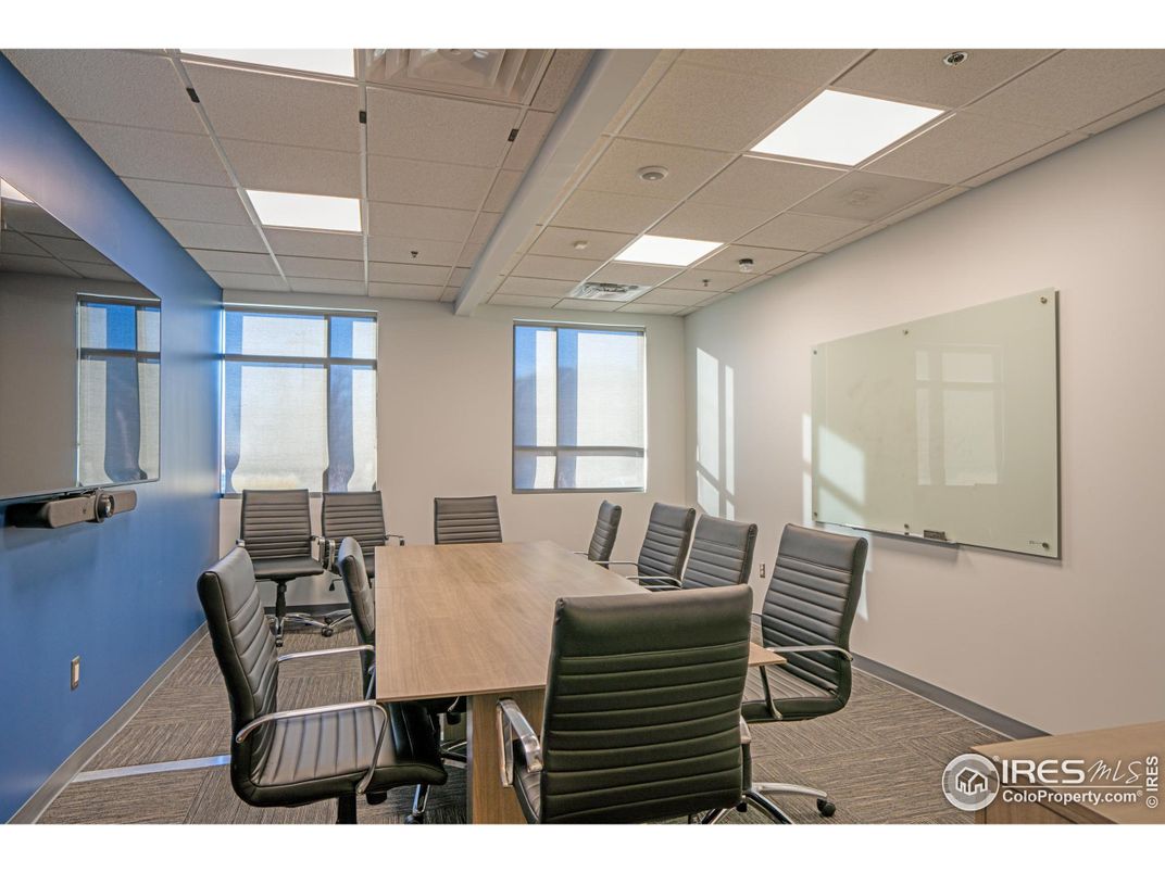 Dining room, Interior, Recessed Lighting