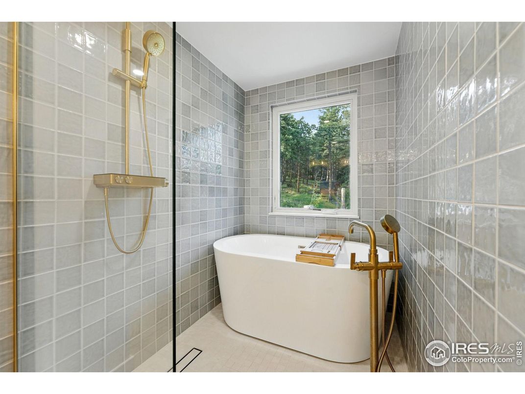 Bathroom, Free Standing Baths, Interior