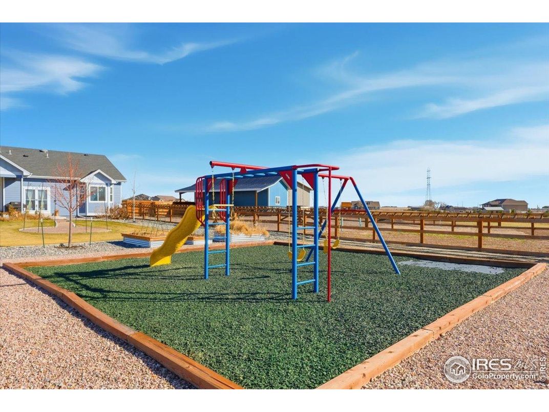Backyard, Exterior, Playground