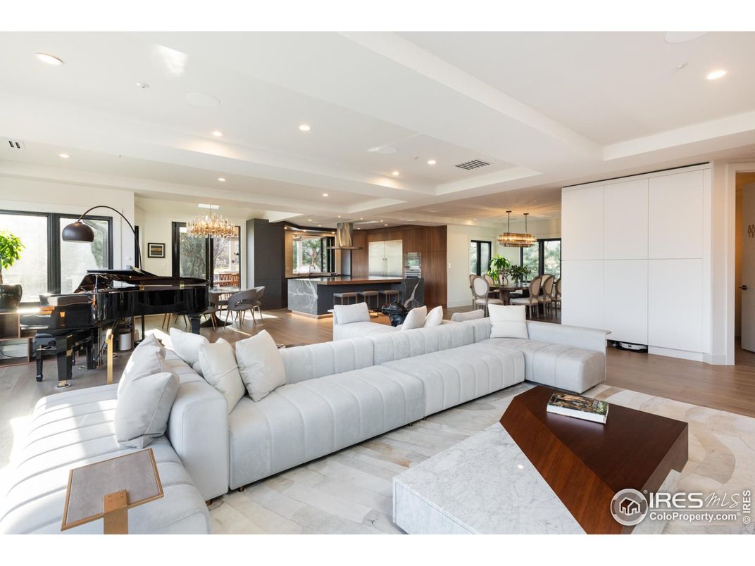 Chandelier, Dining room, Interior, Living room, Piano, Recessed Lighting, Wood Texture Flooring