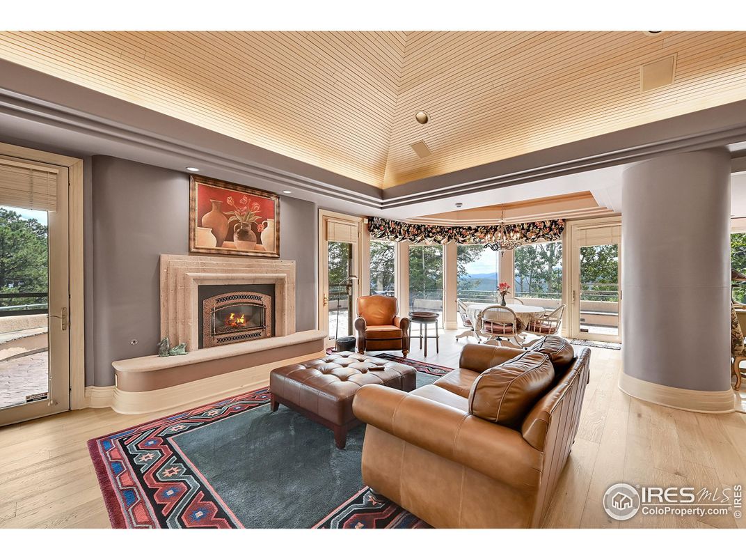 Chandelier, Dining room, Fireplace, Interior, Living room, Pendant Lights, Recessed Lighting, Water, Wood Texture Flooring