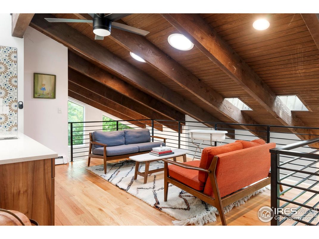 Interior, Living room, Recessed Lighting, Wooden Beams, Wooden Ceilings, Wood Texture Flooring