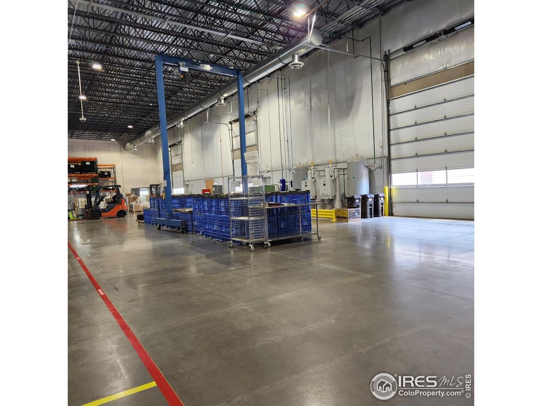 Garage, Interior, Recessed Lighting