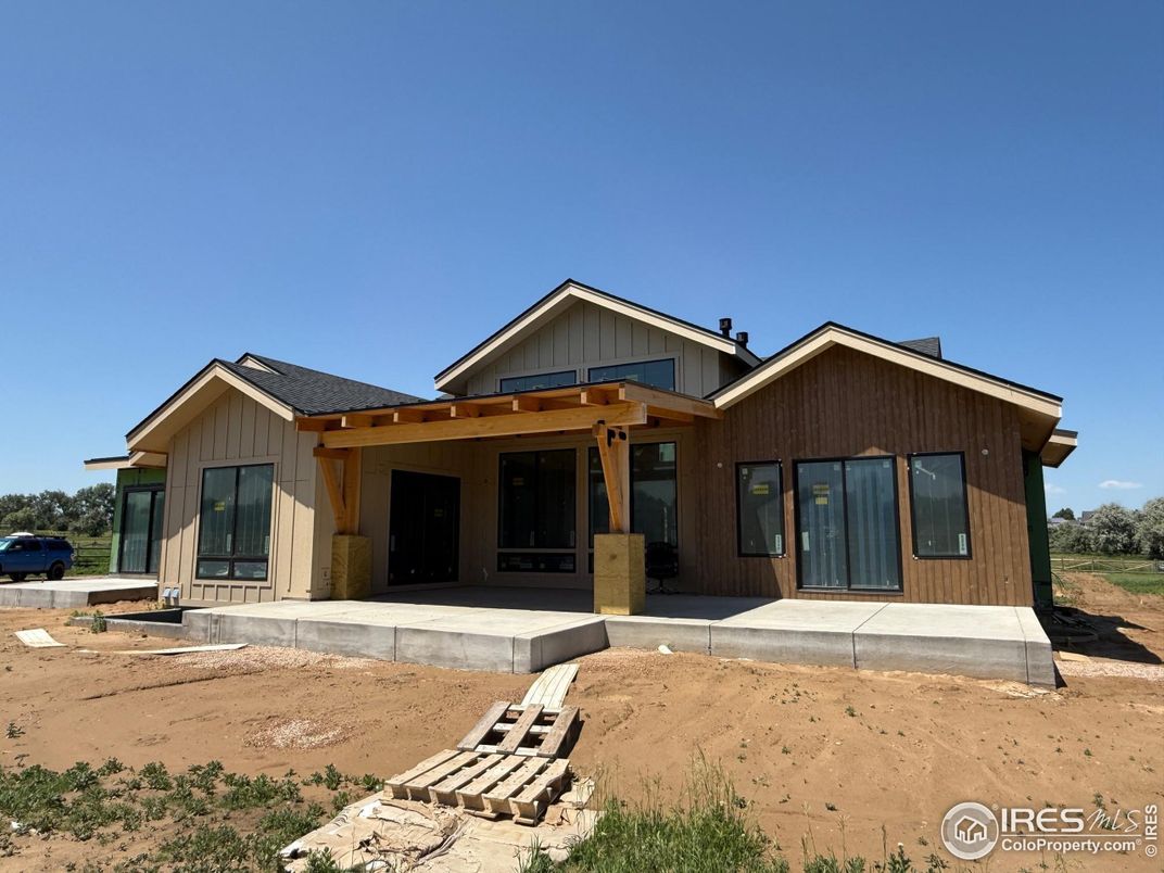 Backyard, Exterior, Facade, Farmhouse